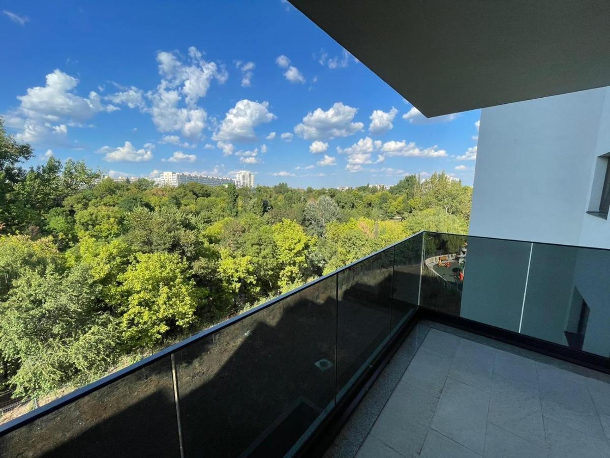 Green Tam - Nature Heaven - Private Parking Букурещ Екстериор снимка